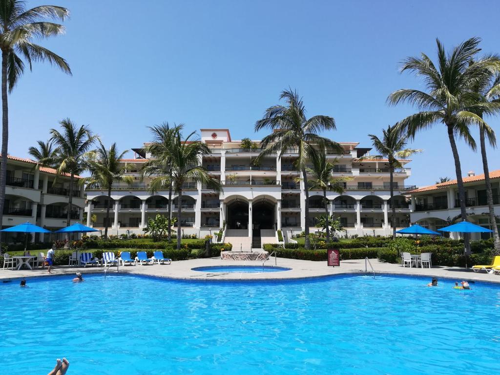 Grand Marina Villas Нуэво-Вальярта Экстерьер фото